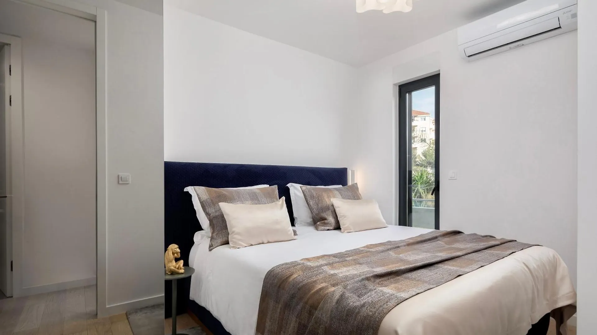 ספליט New Luxury Apartment With Private Heated Pool And Amazing Terrace With Seaview