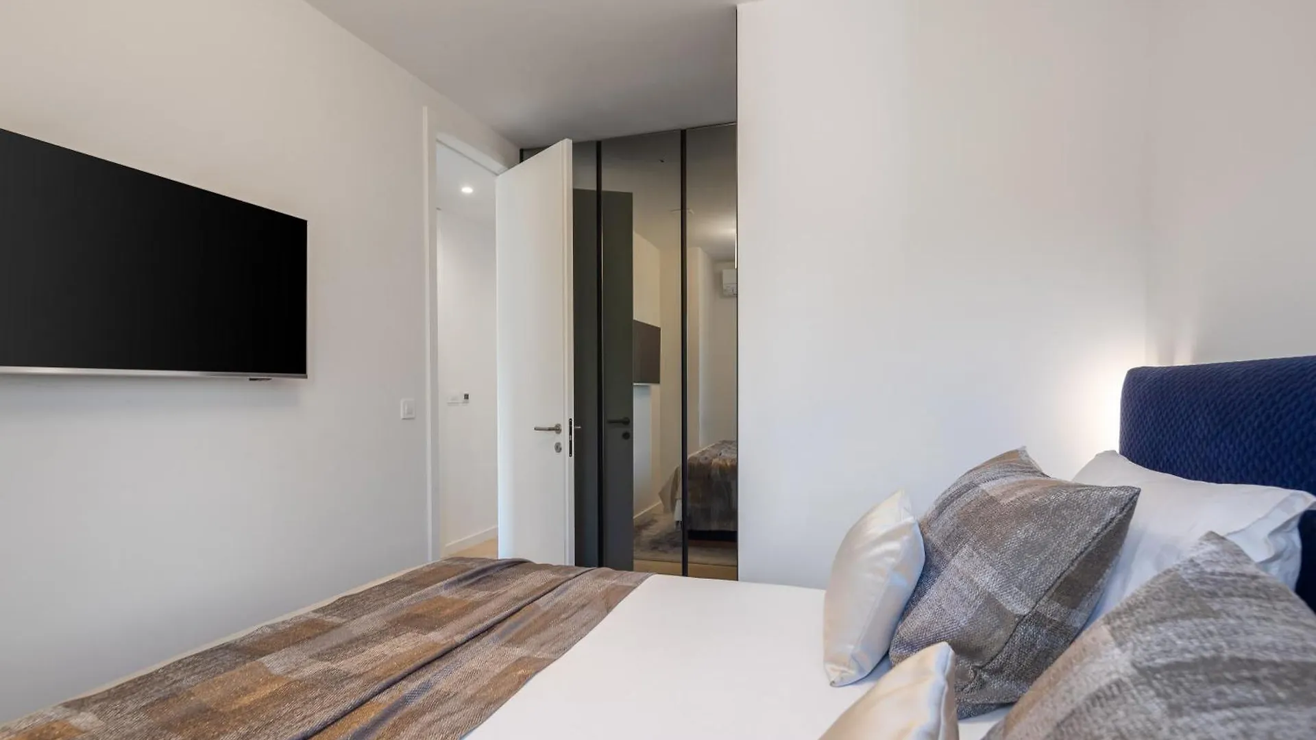 New Luxury Apartment With Private Heated Pool And Amazing Terrace With Seaview Split
